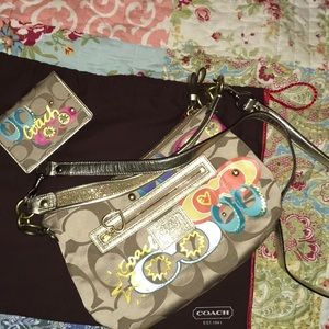 Coach Daisy Pop Purse & Wallet
